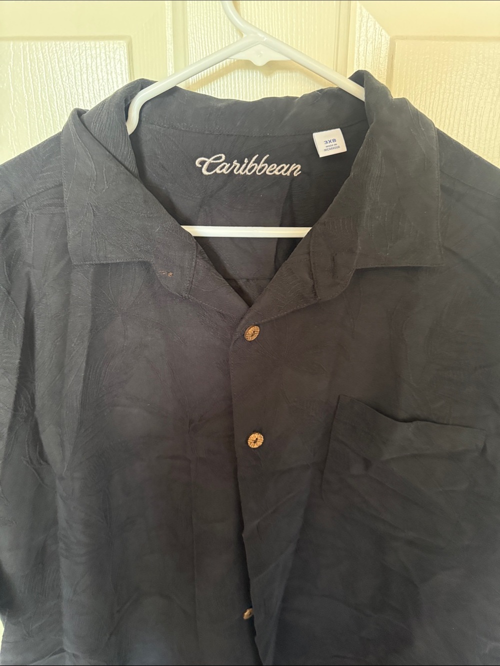 Caribbean Men’s Black Short-Sleeve Camp Collar Button-Down Shirt